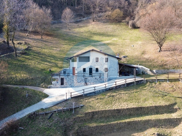 Cascina Vendita CASCINA IN VENDITA A FONTENO - PIS507