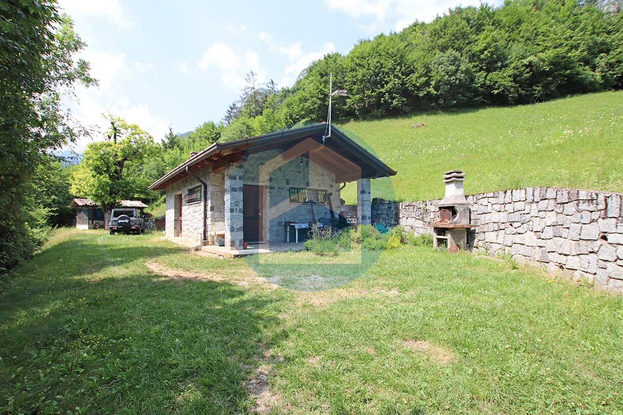 Cascina Vendita CASCINA IN VENDITA AD ANGOLO TERME - DAR506/T0406
