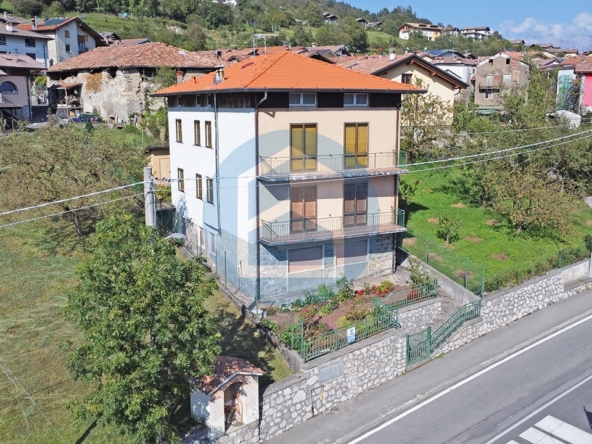 Villa Vendita CASA SINGOLA IN VENDITA A OSSIMO - BRE318/T911