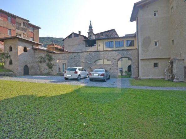 Ufficio Affitto UFFICIO IN LOCAZIONE/VENDITA  A BRENO - T2028/BRE633B