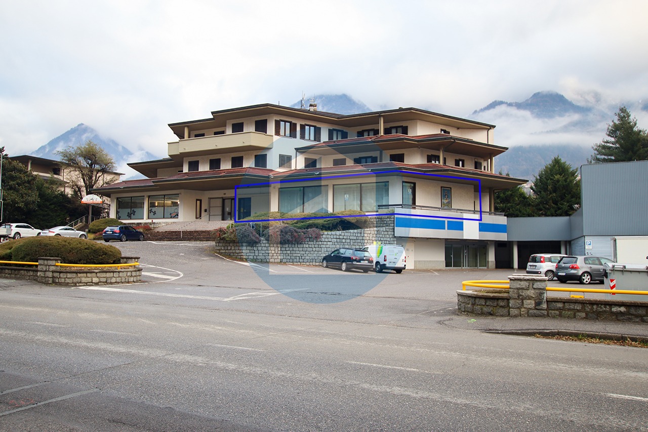 Negozio Affitto NEGOZIO IN LOCAZIONE A NIARDO - BRE1110/NA302