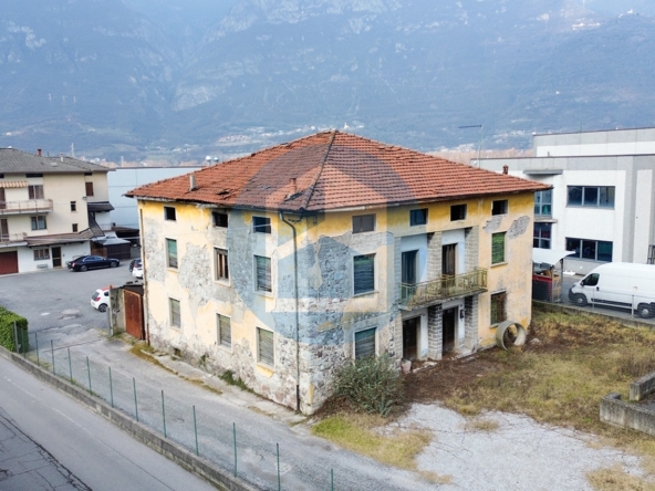 Villa Vendita CASA SINGOLA IN VENDITA A PIAN CAMUNO - PIS312