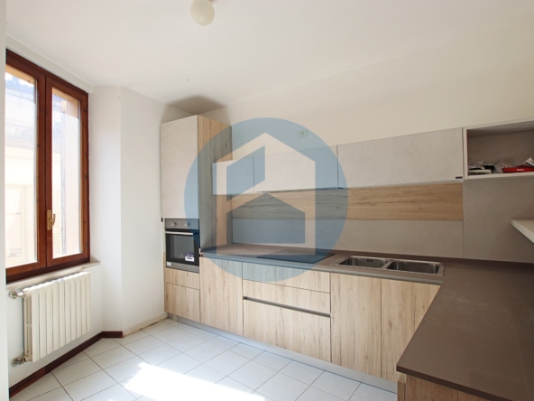 Appartamento Vendita TRILOCALE IN VENDITA A BRENO - DAR121/T3179