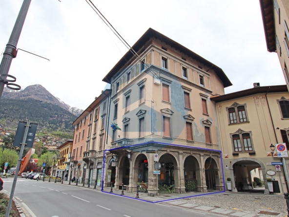 Attività Vendita CEDESI ATTIVITA' DI BAR A EDOLO - BRE2006/XT103