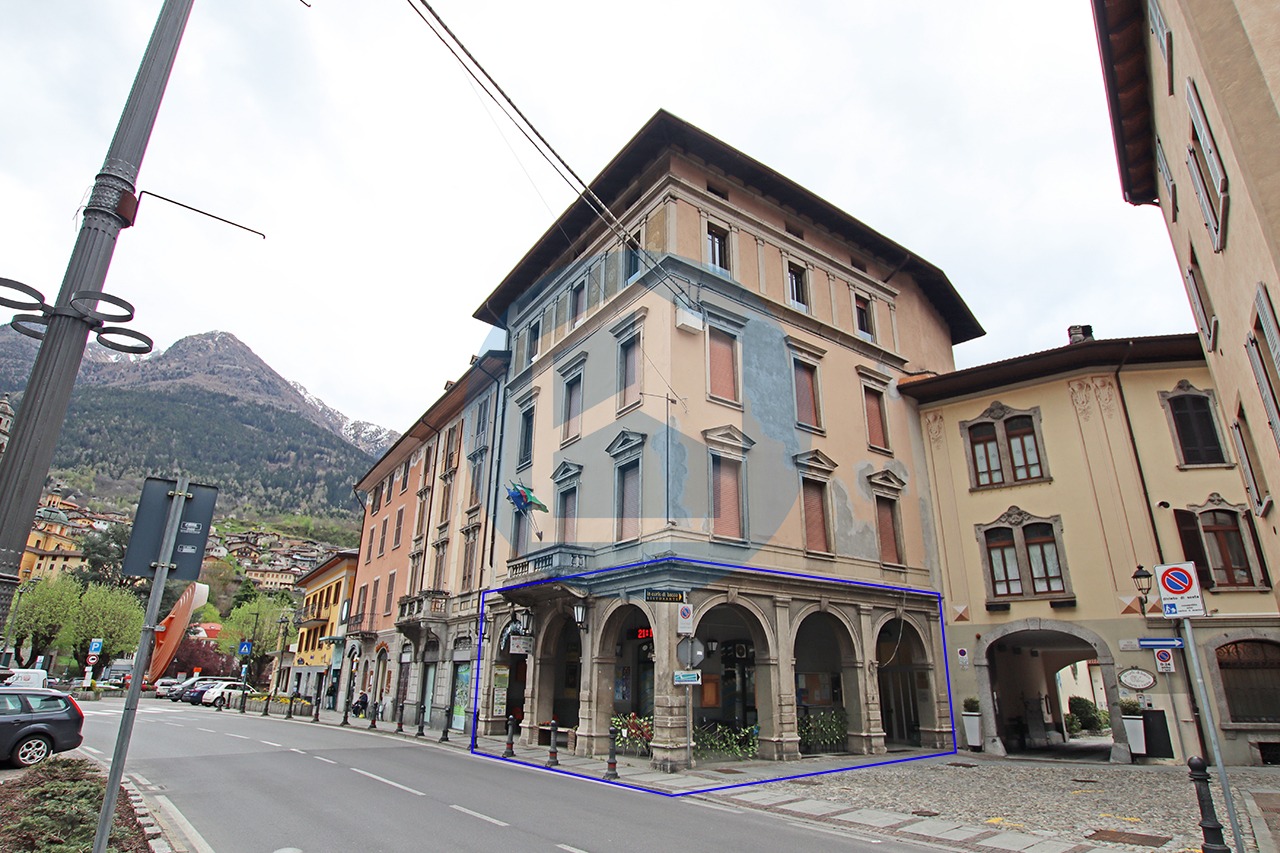 Attività Vendita CEDESI ATTIVITA' DI BAR A EDOLO - BRE2006/XT103