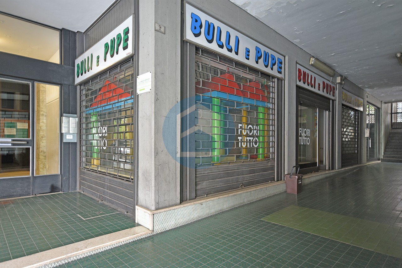 Negozio Vendita NEGOZIO IN VENDITA A DARFO BOARIO TERME - BRE902/T118