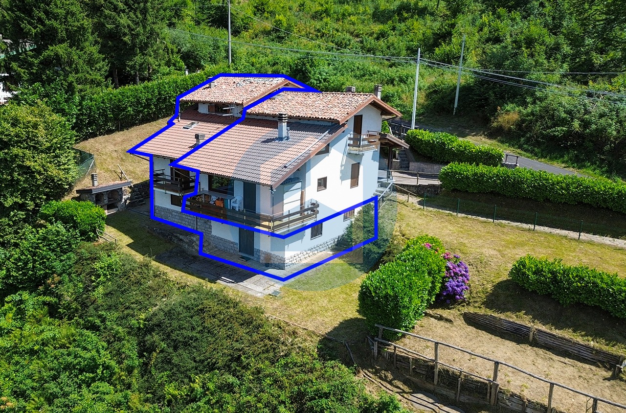 Villa Vendita VILLA BIFAMILIARE IN VENDITA A PIANCAMUNO-DAR204/T0410