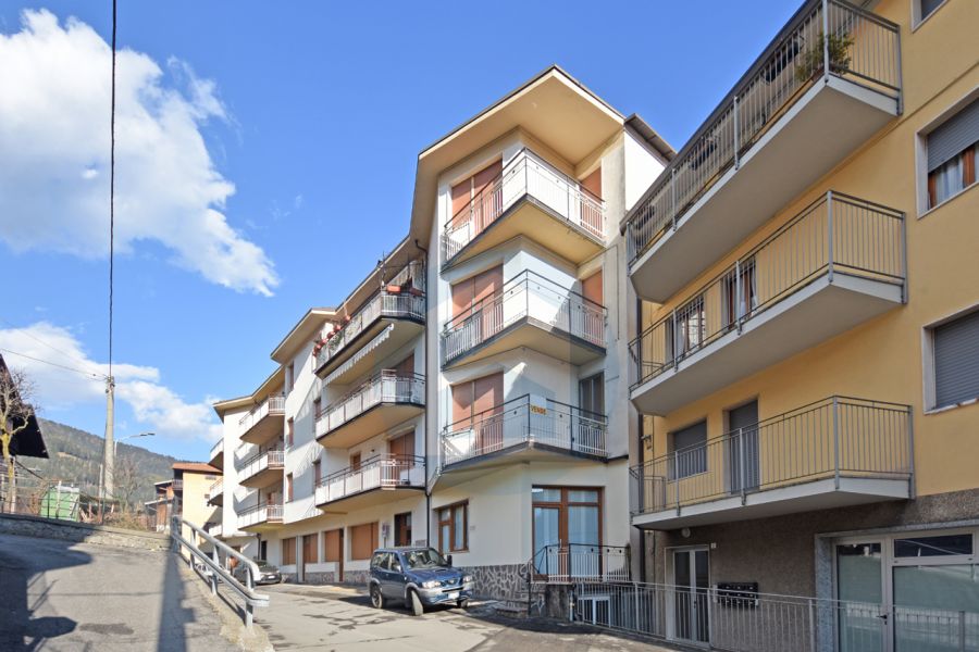 Appartamento Vendita QUADRILOCALE IN VENDITA A BORNO - BRE150-6/T4002