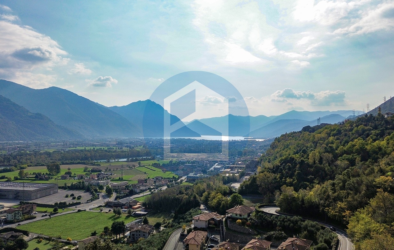 T. Residenziale Vendita TERRENO EDIFICABILE IN VENDITA A ROGNO - DAR005/T053