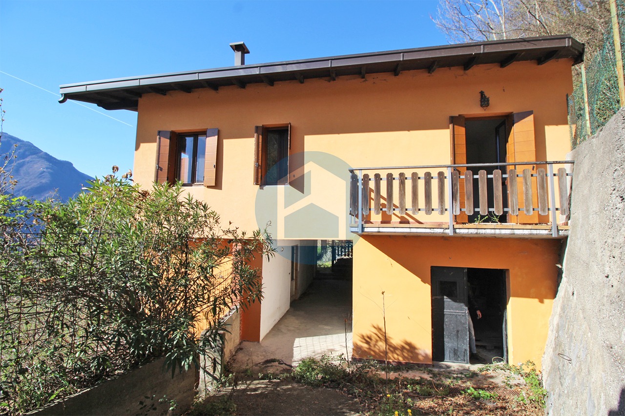 Cascina Vendita CASCINA IN VENDITA A PIANCOGNO - DAR503/T009