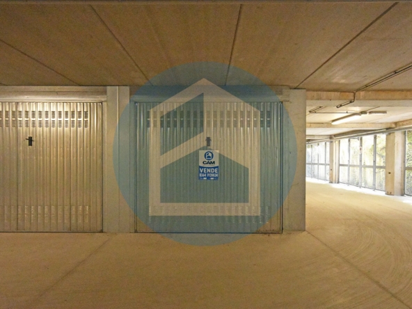 Box Vendita AUTORIMESSA IN VENDITA A DESENZANO DEL GARDA - ISE198