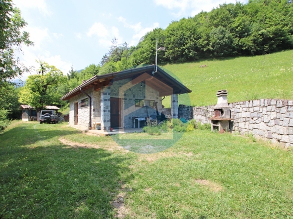 Cascina Vendita CASCINA IN VENDITA AD ANGOLO TERME - DAR506/T0406