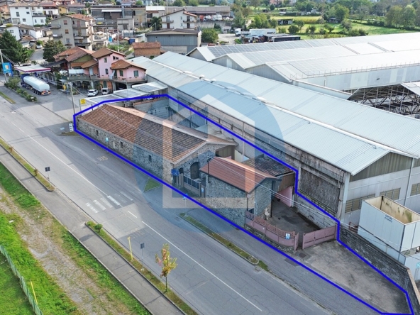 Capannone Affitto CAPANNONE IN AFFITTO A BERZO INFERIORE BRE1602-A