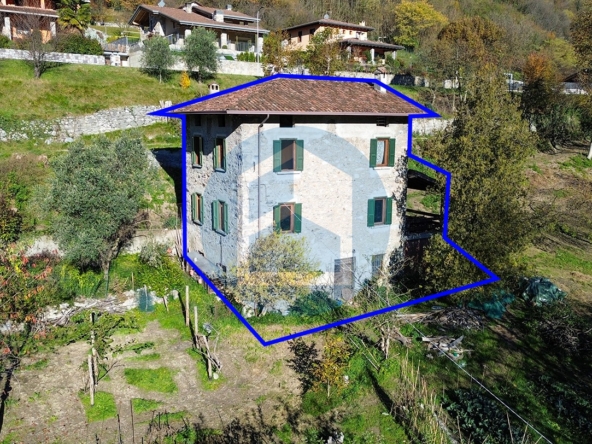 Villa Vendita VILLA SINGOLA IN VENDITA A LOSINE - BRE313/T4140