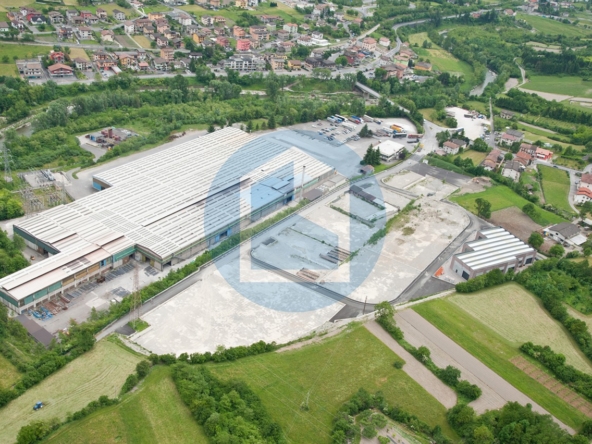 Capannone Vendita CAPANNONE ARTIGIANALE IN VENDITA A CERVENO - T0180