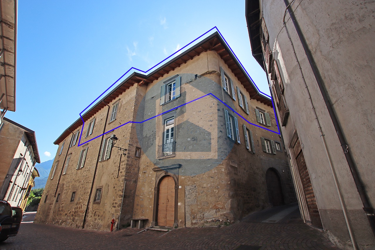 Appartamento Vendita QUADRILOCALE IN VENDITA A BRENO - BRE124/T468