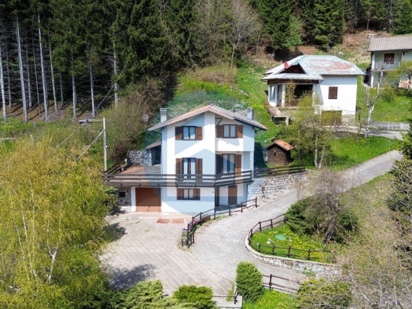 Cascina Vendita CHALET IN VENDITA A BIENNO - BRE521/T4110