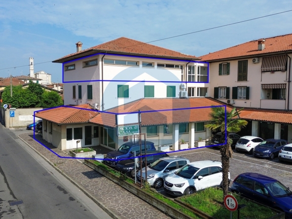 Negozio Vendita LOC. COMMERCIALE IN VENDITA A TRAVAGLIATO-ISE900/NT701