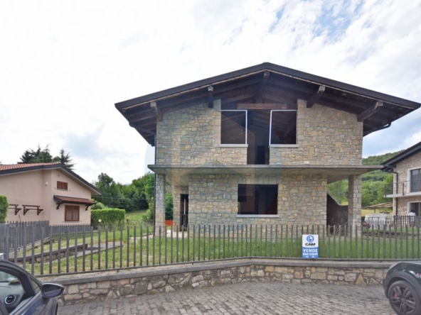 Villa Vendita VILLA SINGOLA IN VENDITA A SOLTO COLLINA-T0012/PIS300