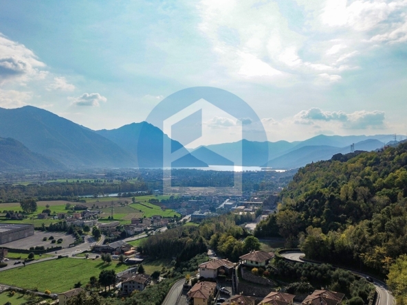 T. Residenziale Vendita TERRENO EDIFICABILE IN VENDITA A ROGNO - DAR005/T053