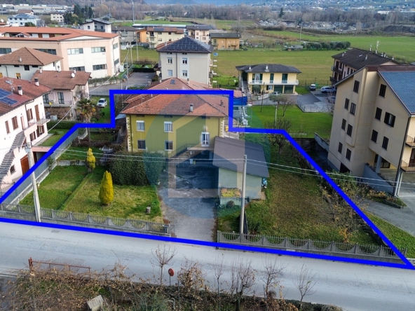 Villa Vendita CASA SINGOLA IN VENDITA A DARFO B.T. - DAR302/T0429