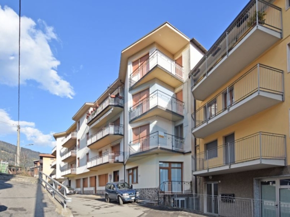 Appartamento Vendita QUADRILOCALE IN VENDITA A BORNO - BRE150-6/T4002