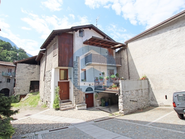 Casa Terracielo Vendita CASA TERRA CIELO IN VENDITA A NIARDO - PIS407