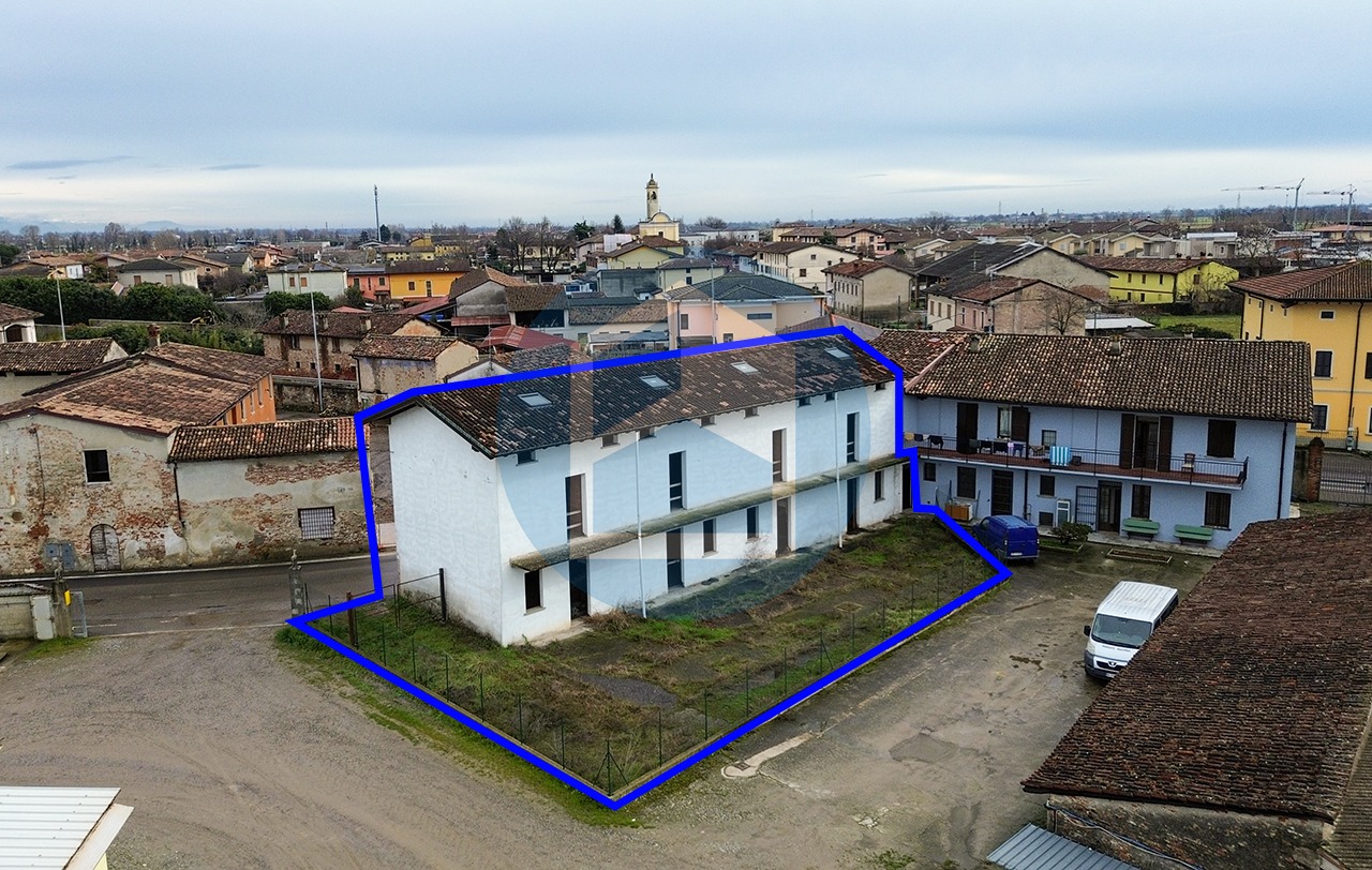 Palazzina Vendita PALAZZINA IN VENDITA A CORZANO - ISE403/T0042