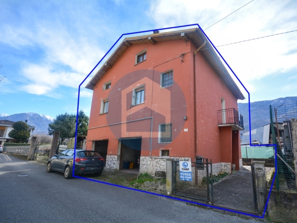 Villa Vendita CASA SINGOLA IN VENDITA A PIANCOGNO - DAR311/T0443