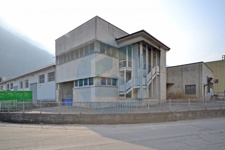 Capannone Affitto CAPANNONE ED UFFICI IN AFFITTO A BRENO - BRE1702/T0186