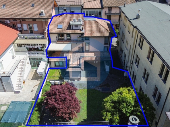 Villa Vendita VILLA SINGOLA IN VENDITA A DARFO B.T. - DAR307/T0232