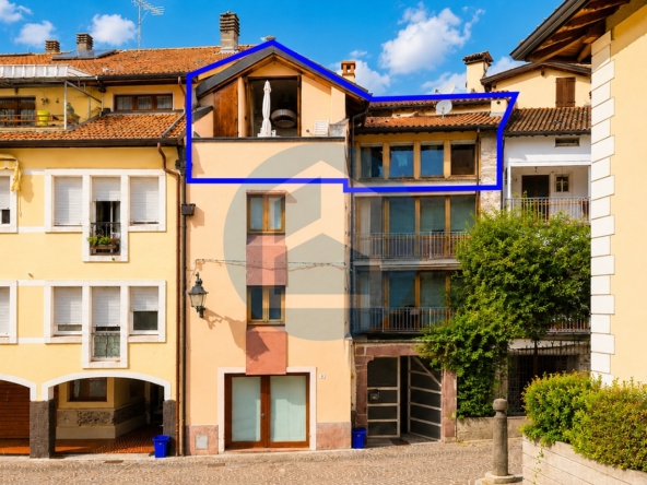 Appartamento Vendita TRILOCALE IN VENDITA ESINE - BRE108/T3231